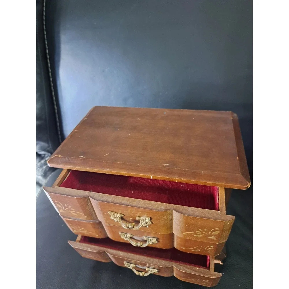 Vintage Musical Jewelry Box‎ plays STRANGERS IN THE NIGHT 3 Lined Drawers Japan